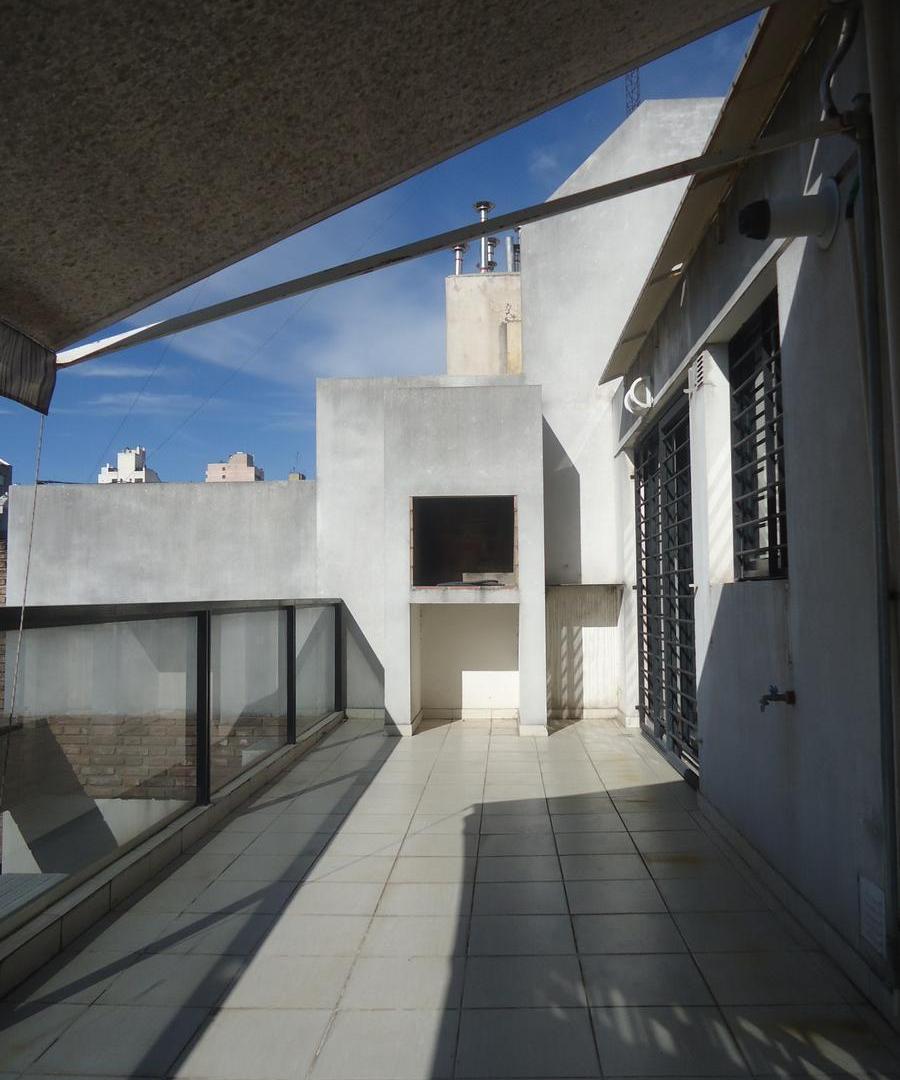 Foto de Gran Terraza con asador - Frente al Allende, imagen 1