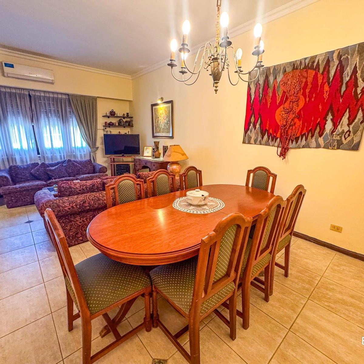 Chalet en Venta en Hurlingham 1