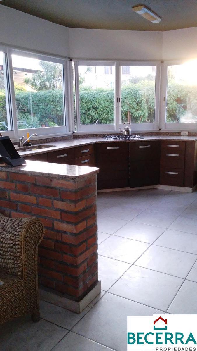 Chalet en Venta en Barrio Inglés 4