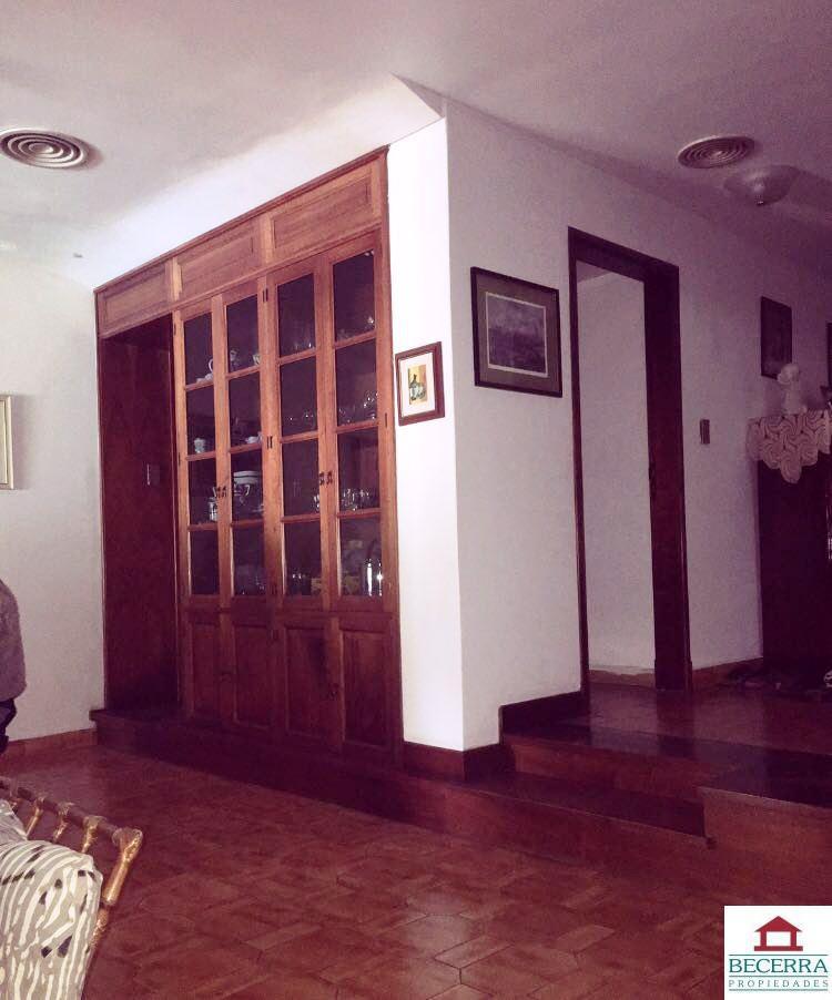 Casa en Venta en Parque Johnston 4
