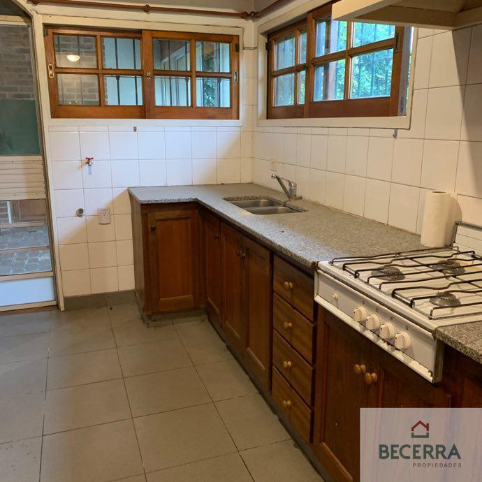 Casa en Venta en Parque Quirno 2