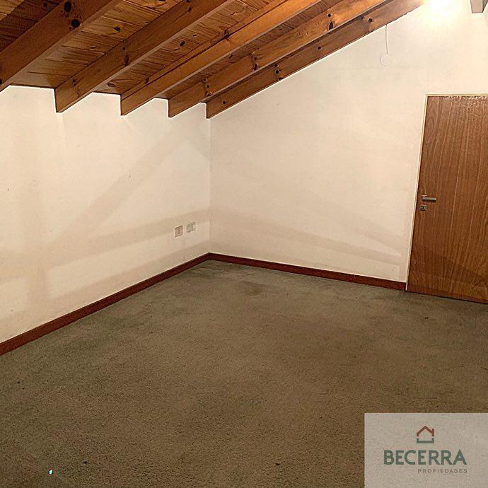 Casa en Venta en Parque Quirno 1