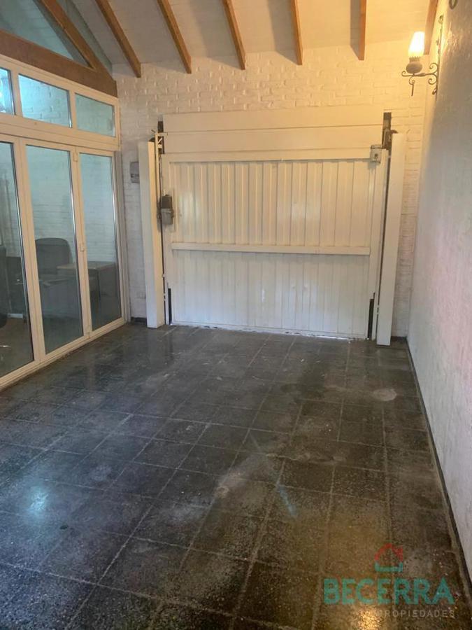Chalet en Venta Cond en Parque Quirno 2