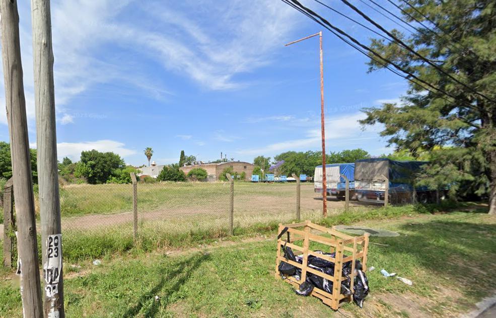 Terreno en Zona Semi Industrial en Venta en Hurlingham 3