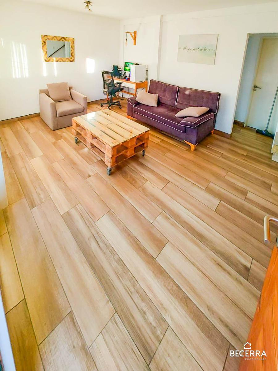 PH en Venta en Hurlingham 5
