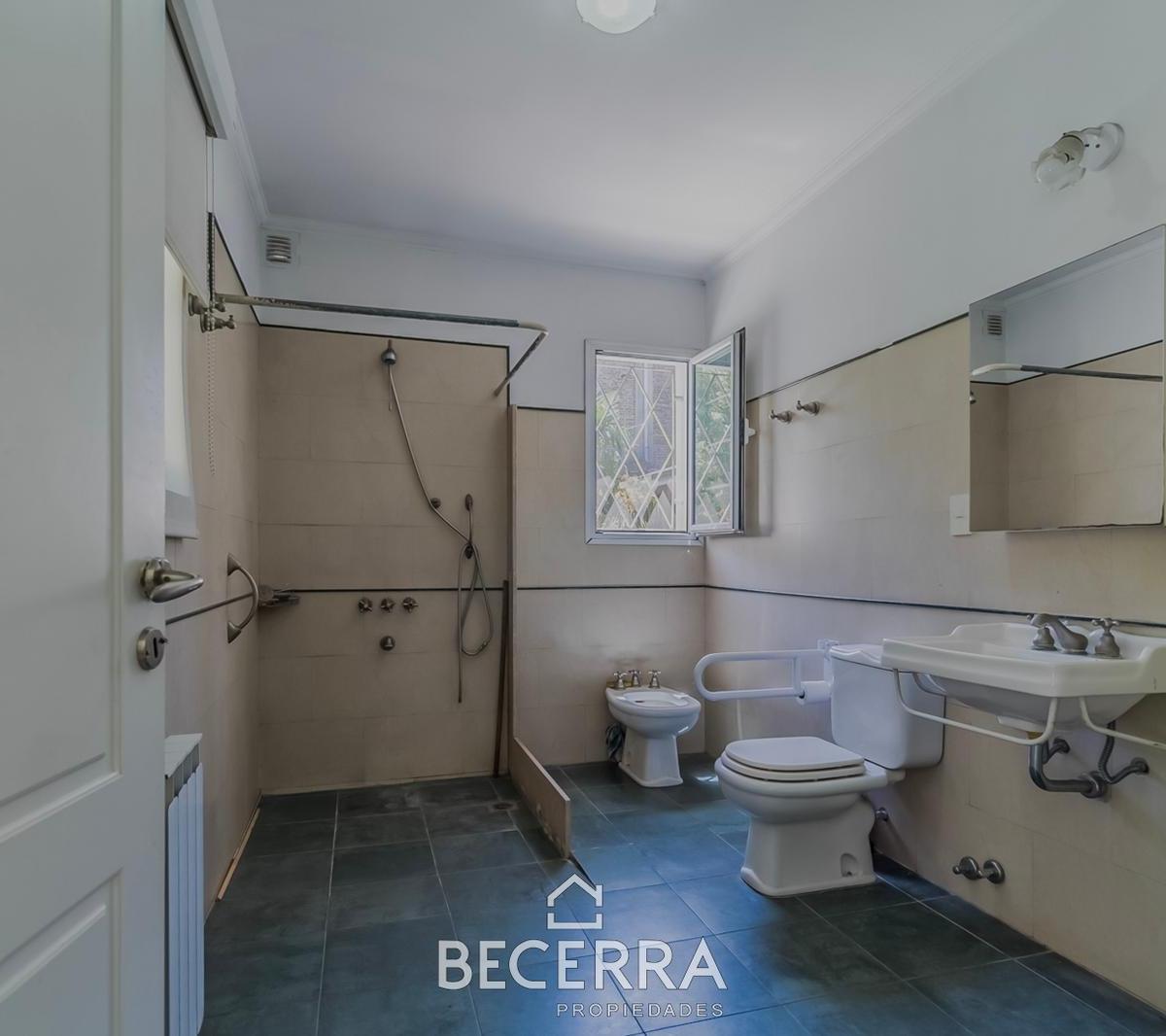 Chalet en Venta en Barrio Ingles 4