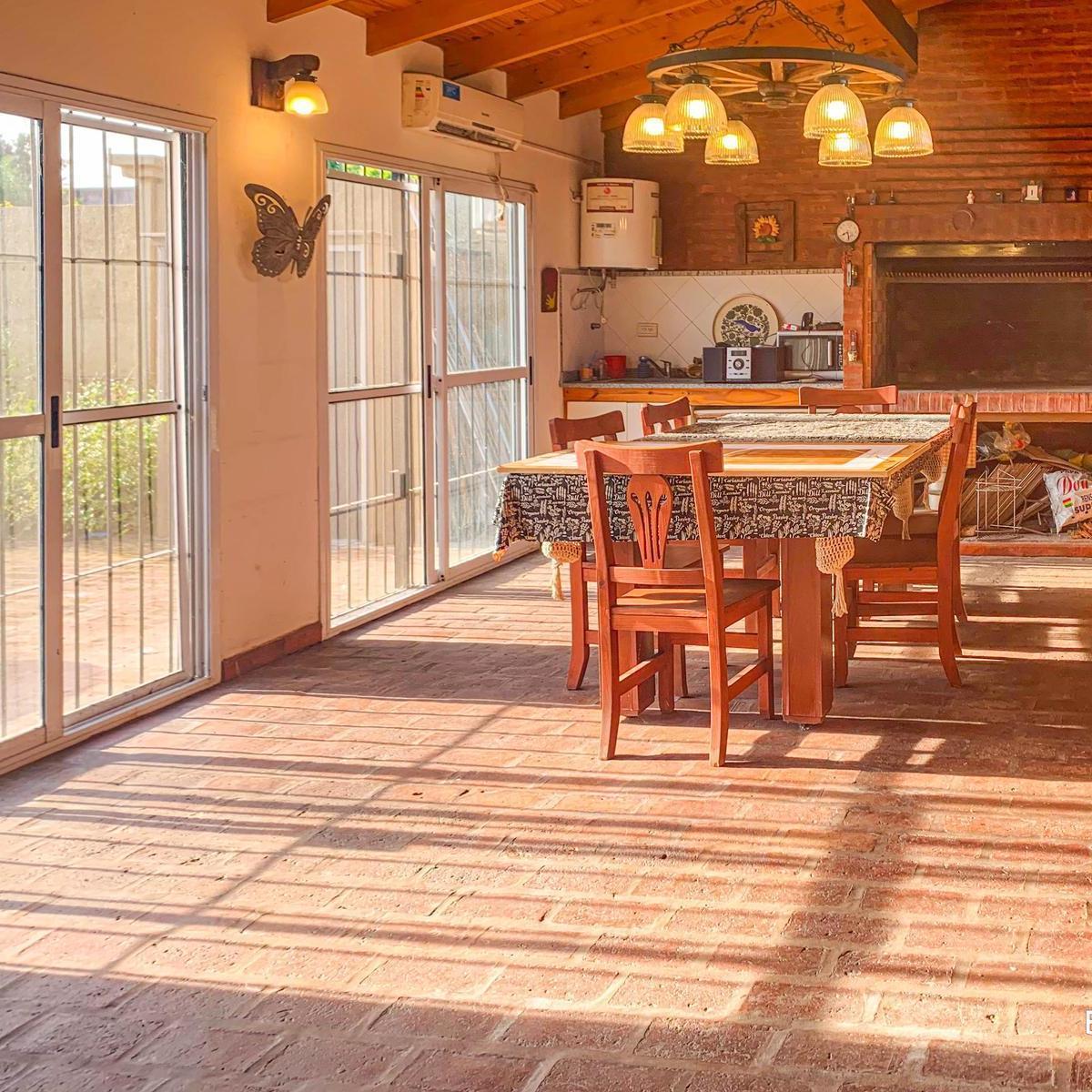 Casa en Venta en Barrio Luna 3