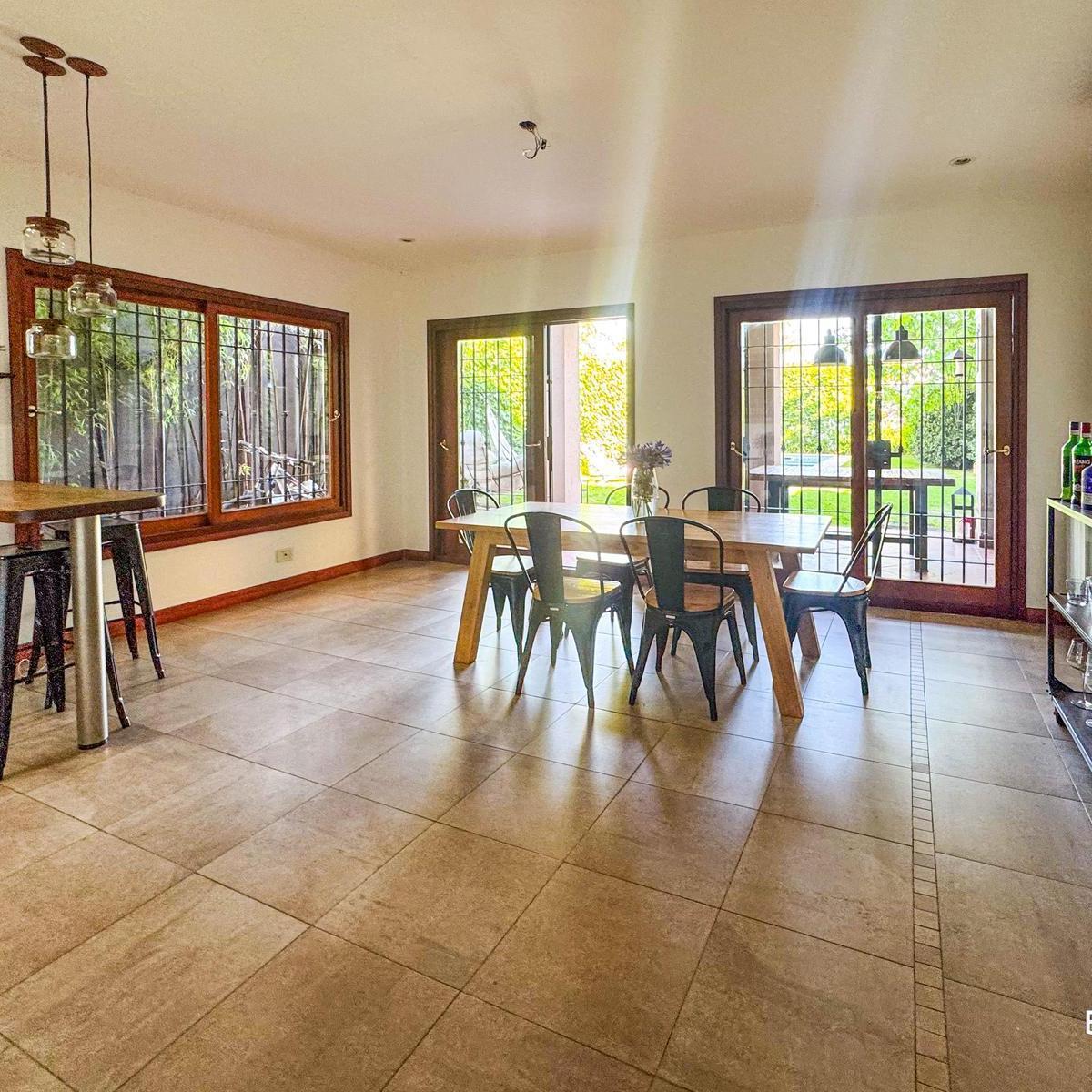 Casa en Venta en Hurlingham 2