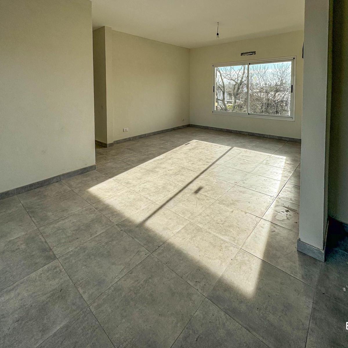 Departamento 3 Amb Primer Piso a Estrenar en Venta en Villa Club 1