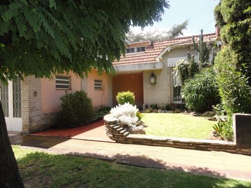 Casa en Venta en Hurlingham 5