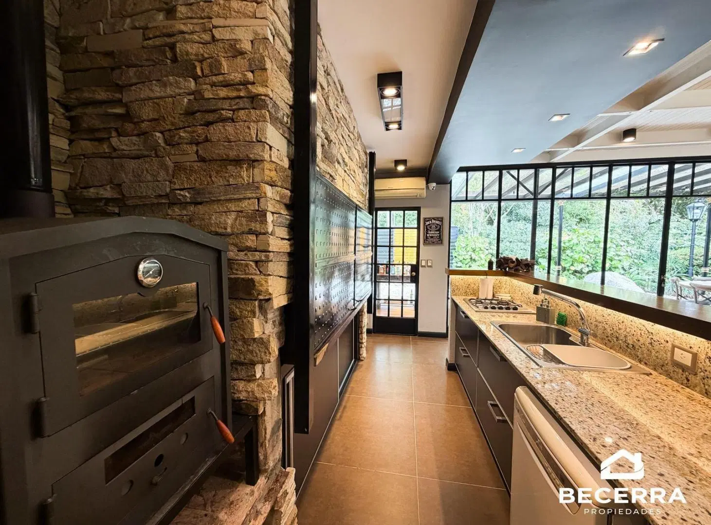 Casa en Venta en Barrio Inglés - Hurlingham 3