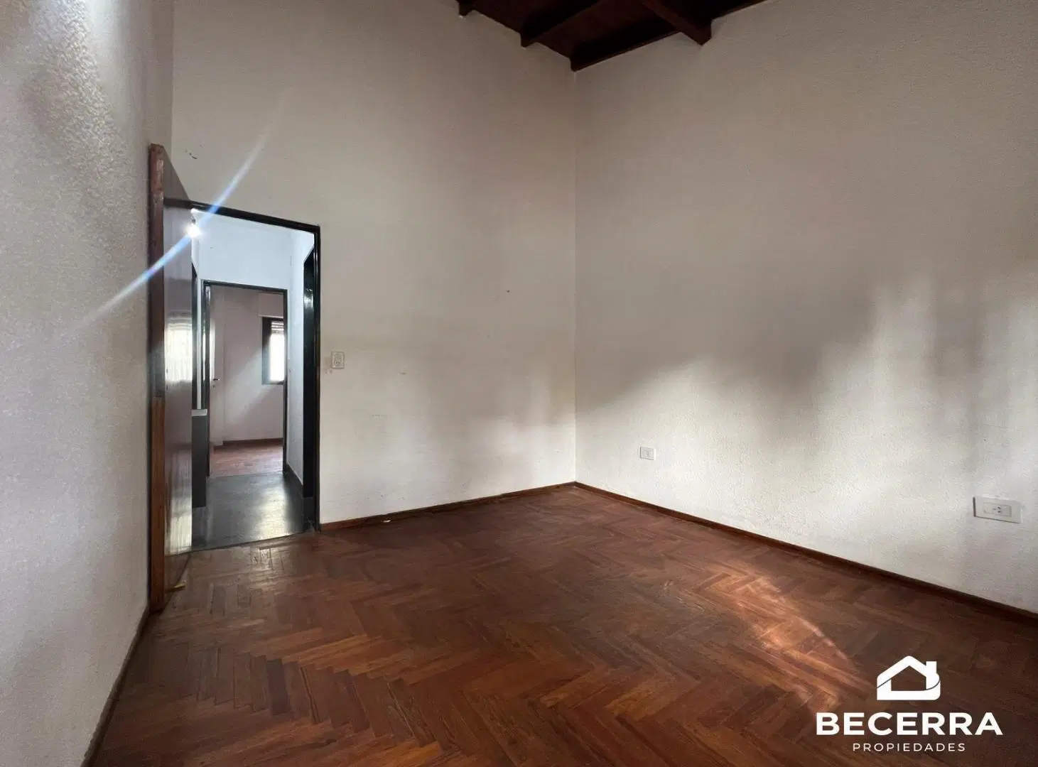 Casa en Venta en Parque Quirno - Hurlingham 3