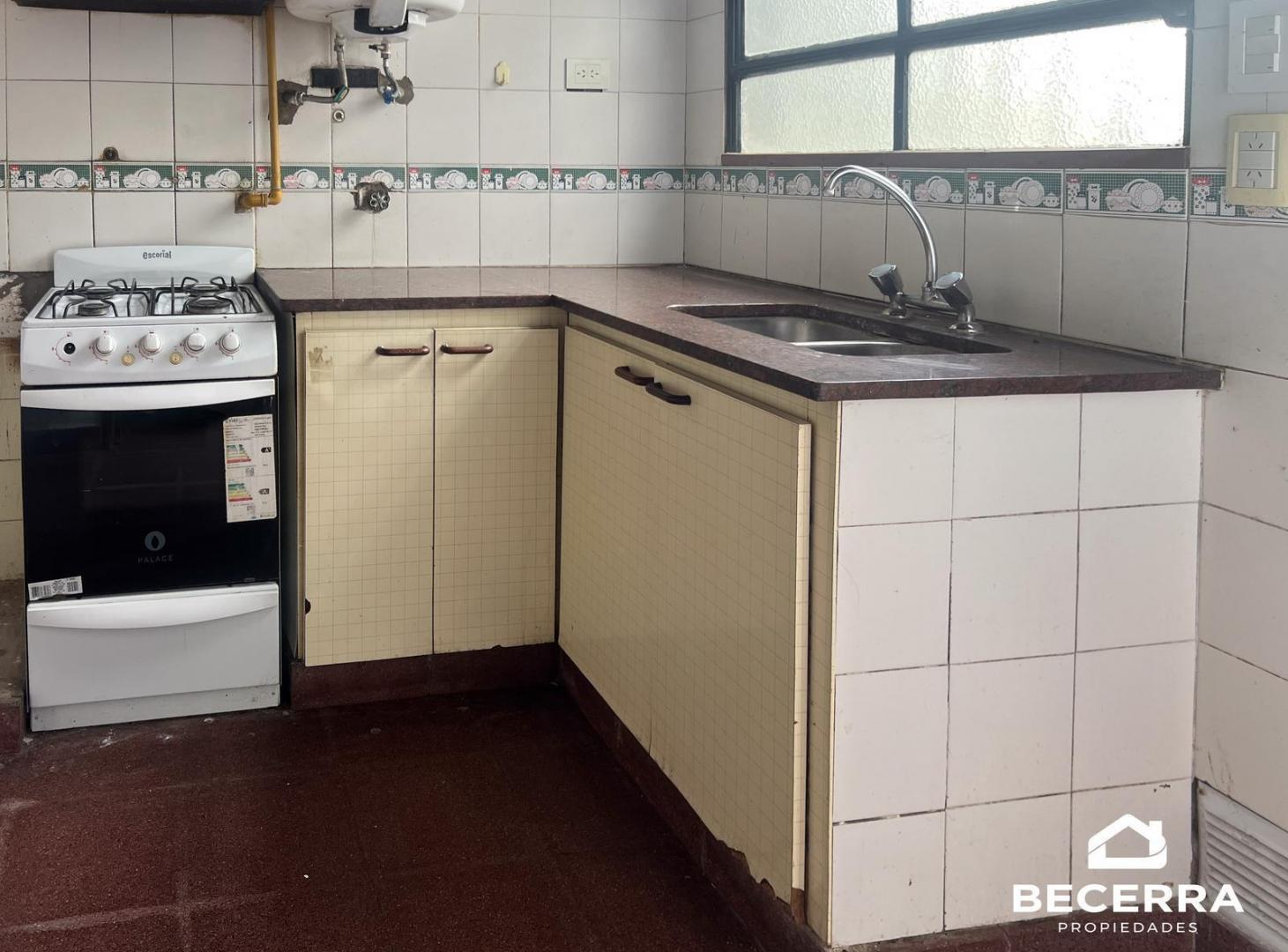 Foto de Casa en Venta en Parque Quirno - Hurlingham - Acepta propiedad en parte, imagen 2