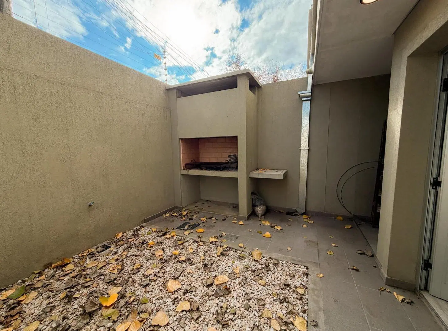 Duplex en Alquiler - Condominio La Mora - Hurlingham 8