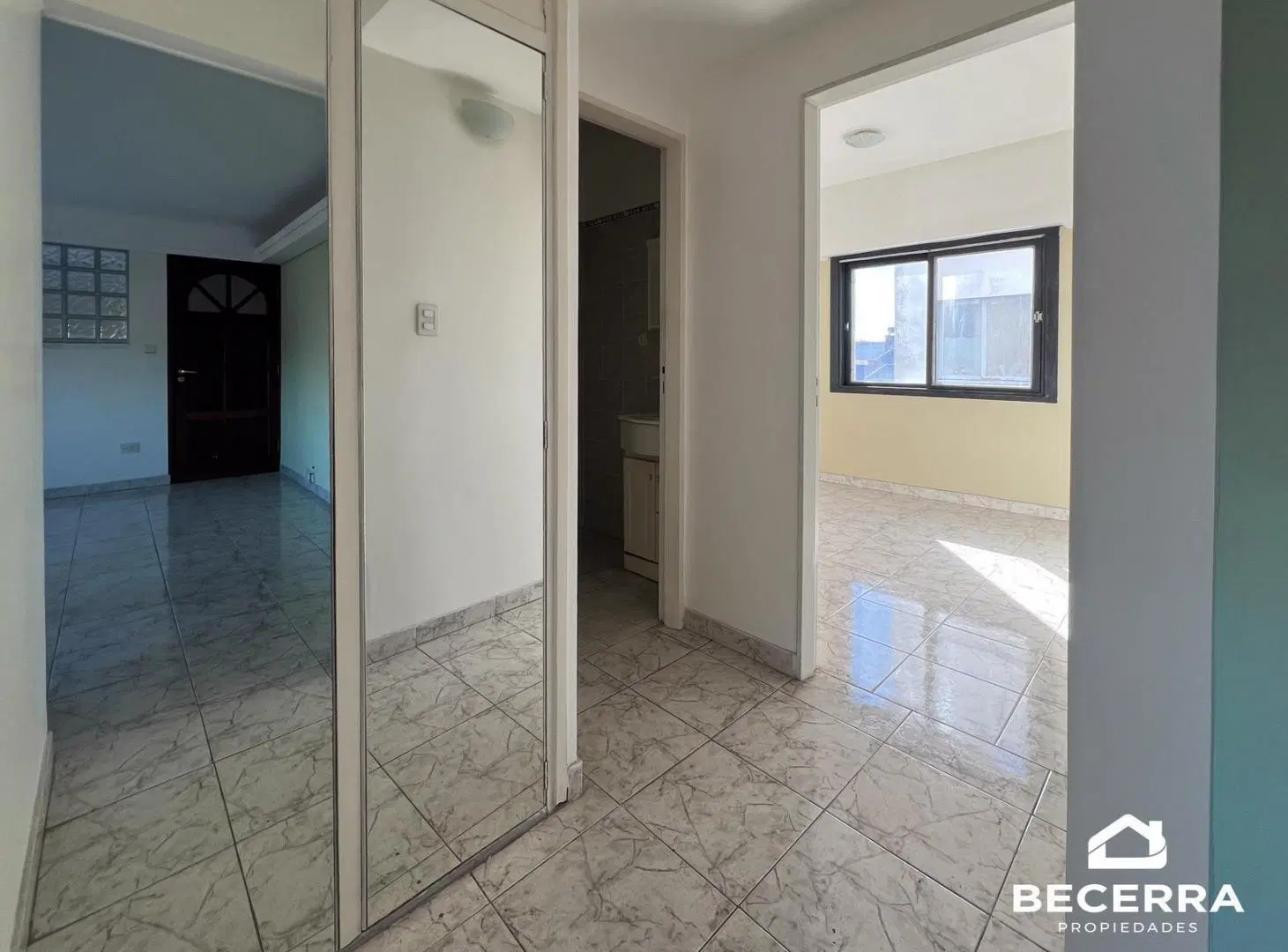 Departamento en alquiler en Hurlingham - Centro - Excelente ubicación 5