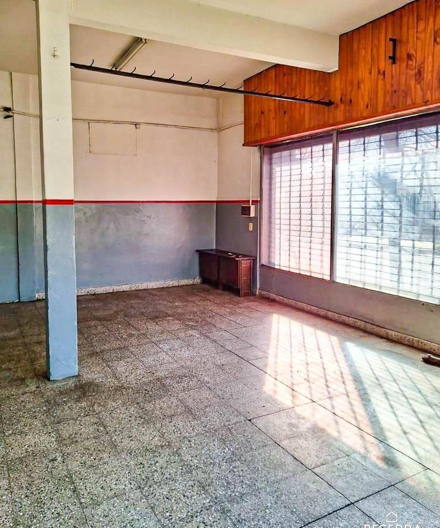 Foto de Local en Venta en Hurlingham, imagen 2