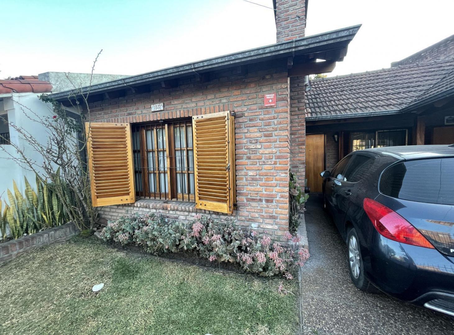 Foto de Chalet en Venta en Parque Johnston, imagen 2
