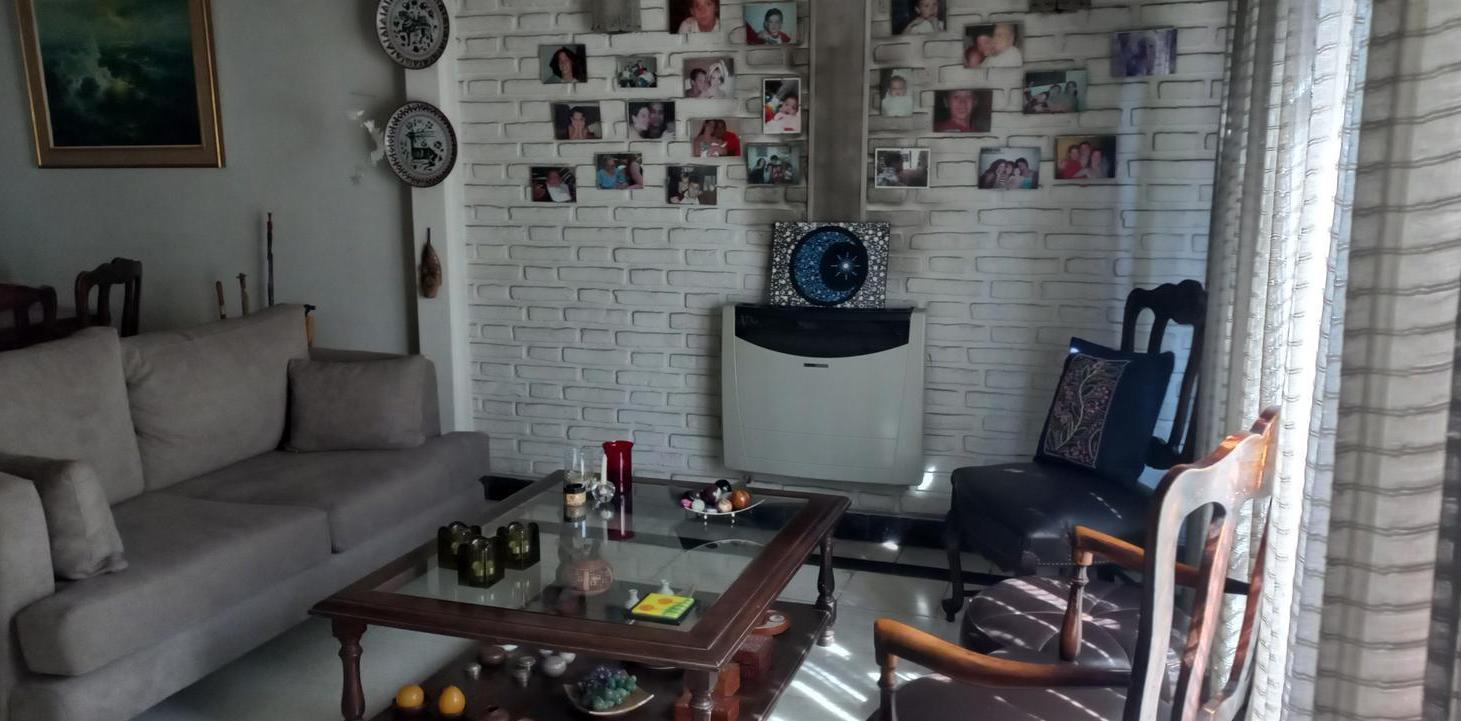 Foto de Casa en Venta en Hurlingham, imagen 1