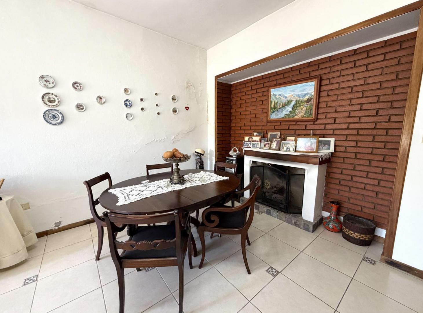 Foto de Casa en Venta en Villa Alemania - Hurlingham, imagen 3