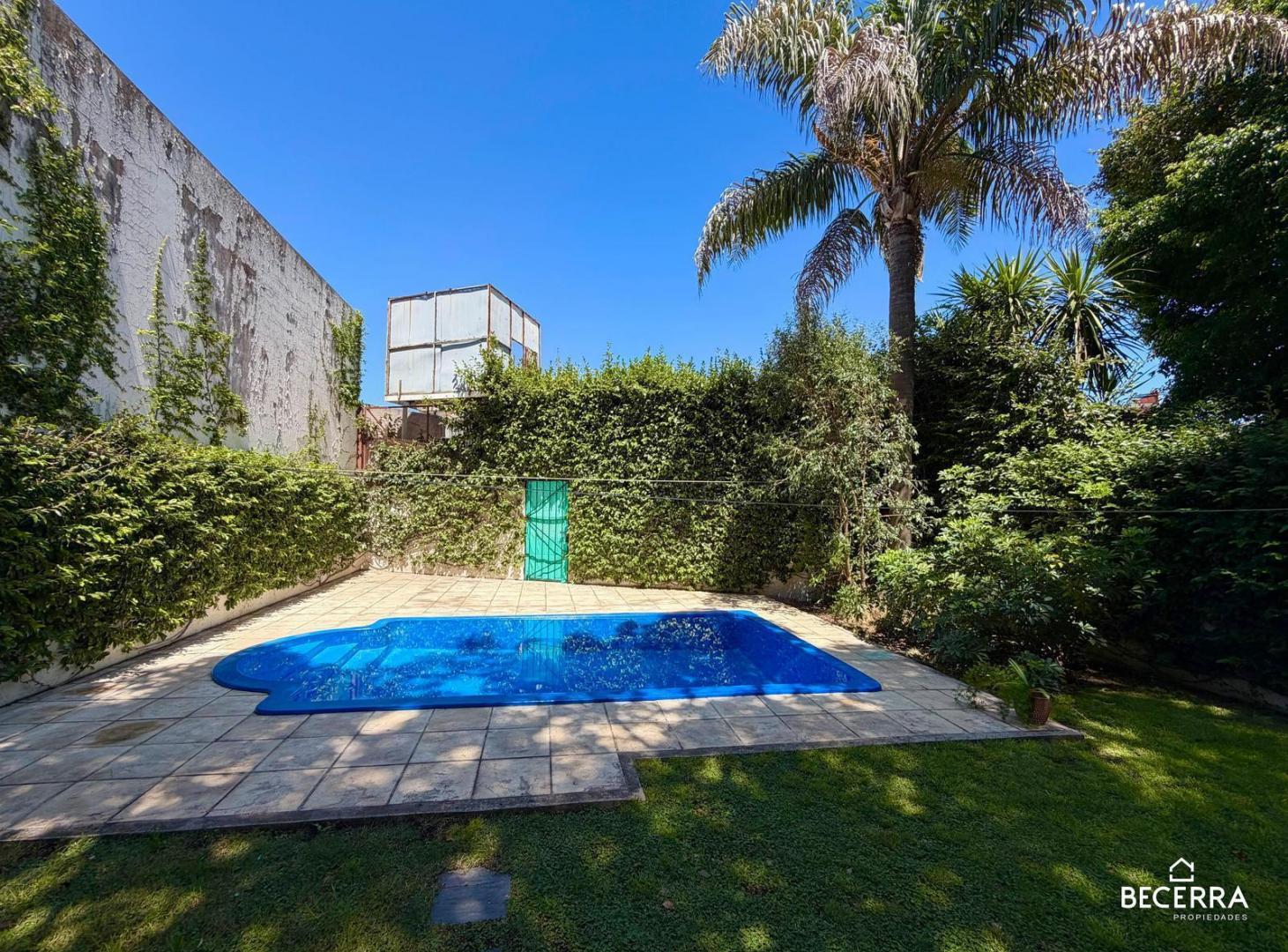 Foto de Casa en Venta en Parque Quirno - Hurlingham, imagen 2
