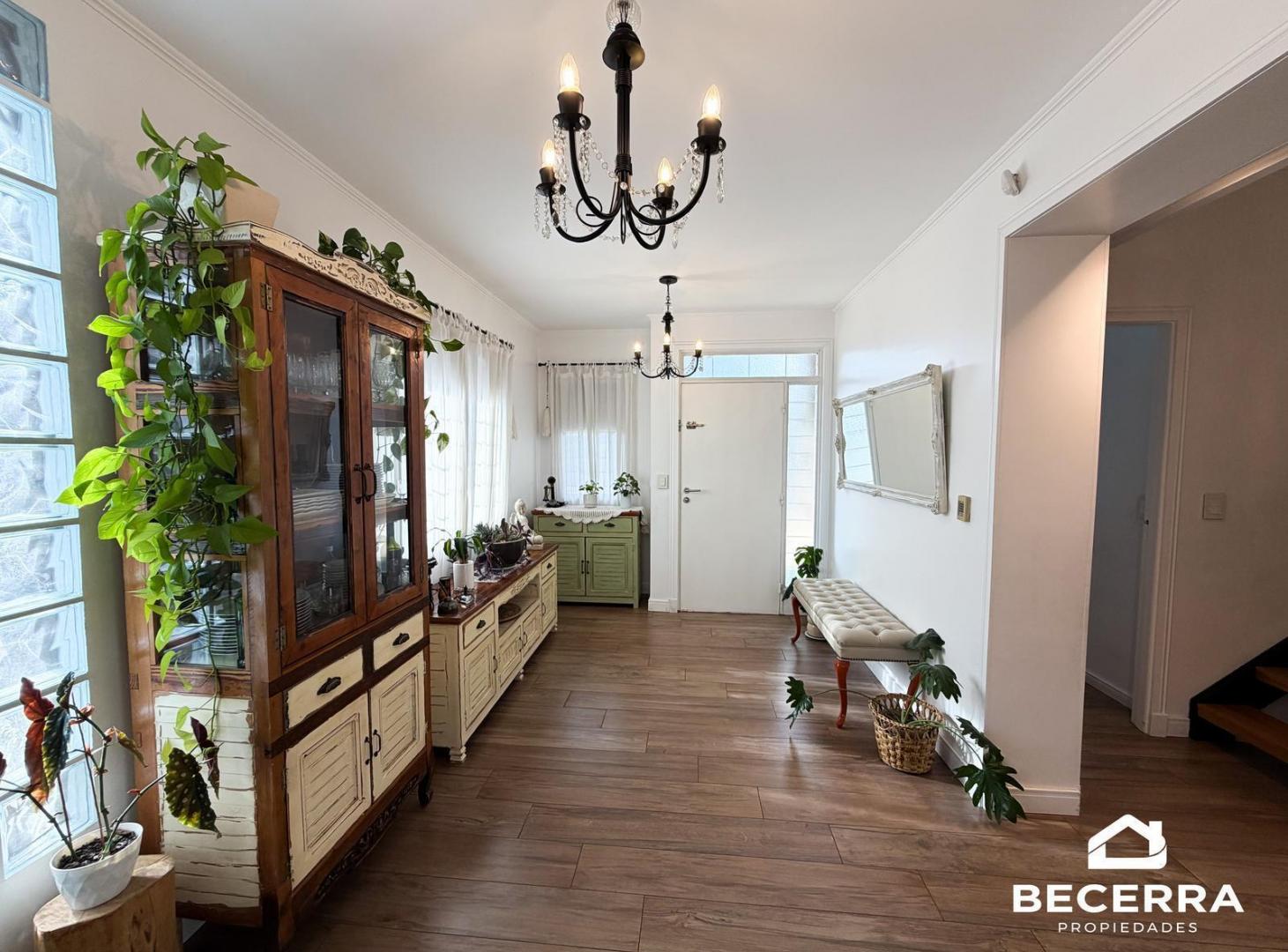 Foto de Casa en Venta en Barrio Inglés - Hurlingham, imagen 3