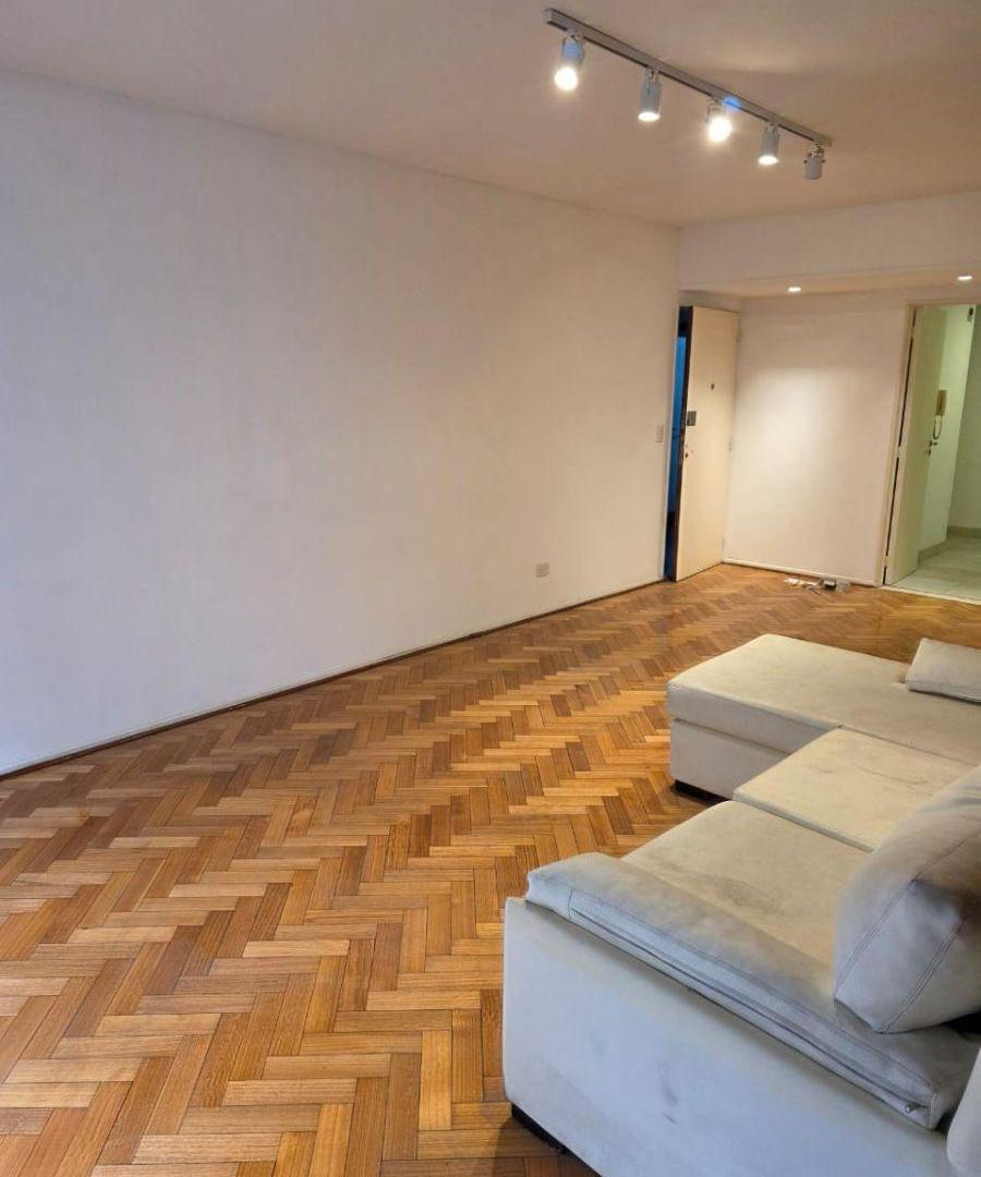 Foto de ALQUILER DEPARTAMENTO DE 3 AMBIENTES CON DEPENDENCIA Y COCHERA CALLE, imagen 1