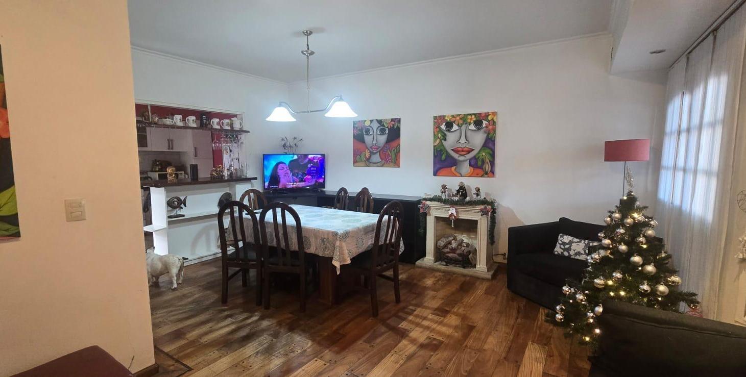 Foto de Departamento DUPLEX de 3 amb, living comedor, cocina, lavadero, baño, imagen 3
