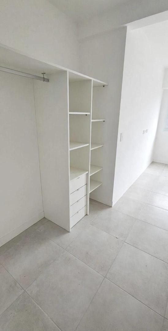 Foto de Departamento duplex de 3 ambientes con patio. Apto profesional, imagen 3