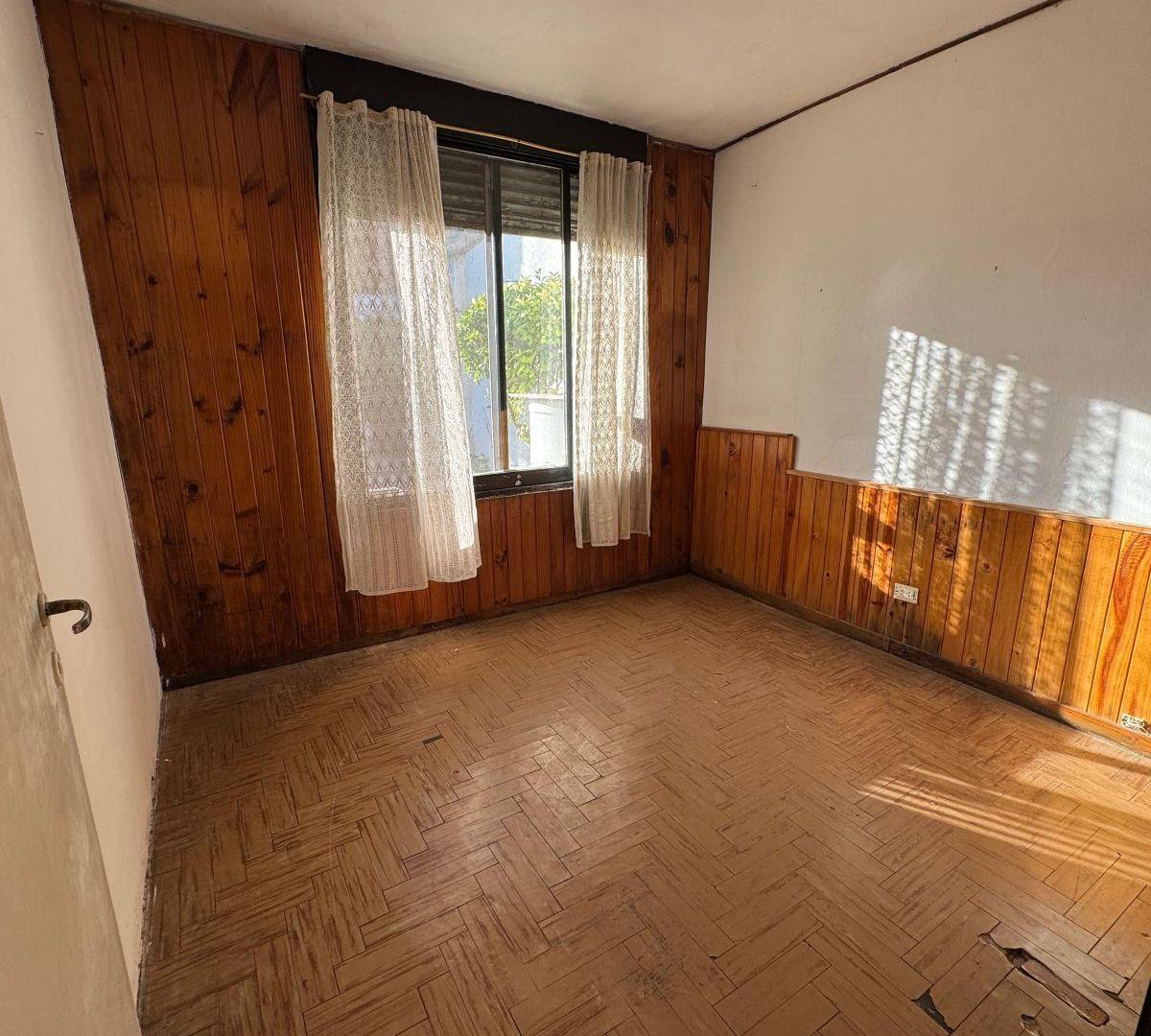 Foto de Venta casa 3 ambientes con cochera y patio, imagen 5