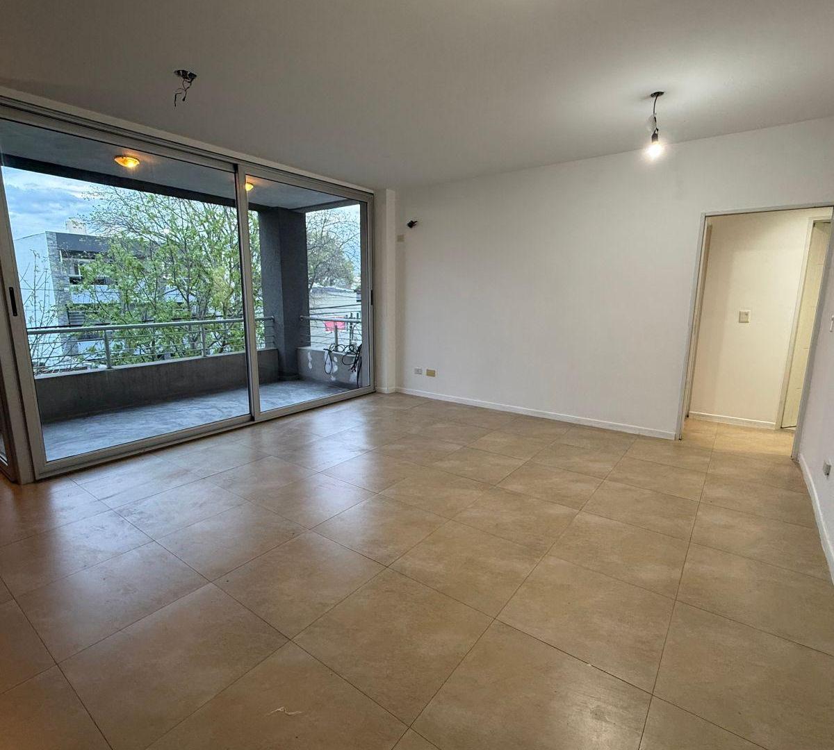 Foto de ALQUILER DEPARTAMENTO 2 AMBIENTES CON COCHERA, imagen 3