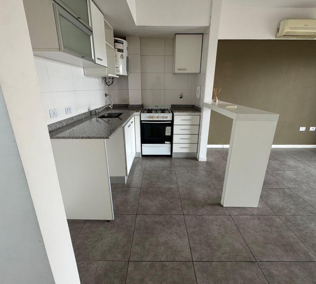 Foto de Alquiler departamento 2 ambientes con cocheras, imagen 4