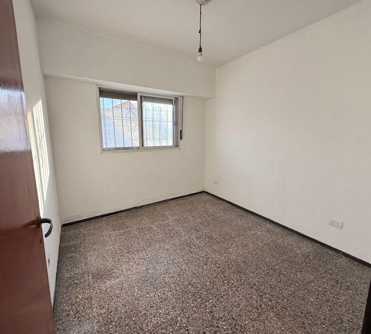 Foto de Alquiler departamento 2 ambientes Bernal Oeste, imagen 5