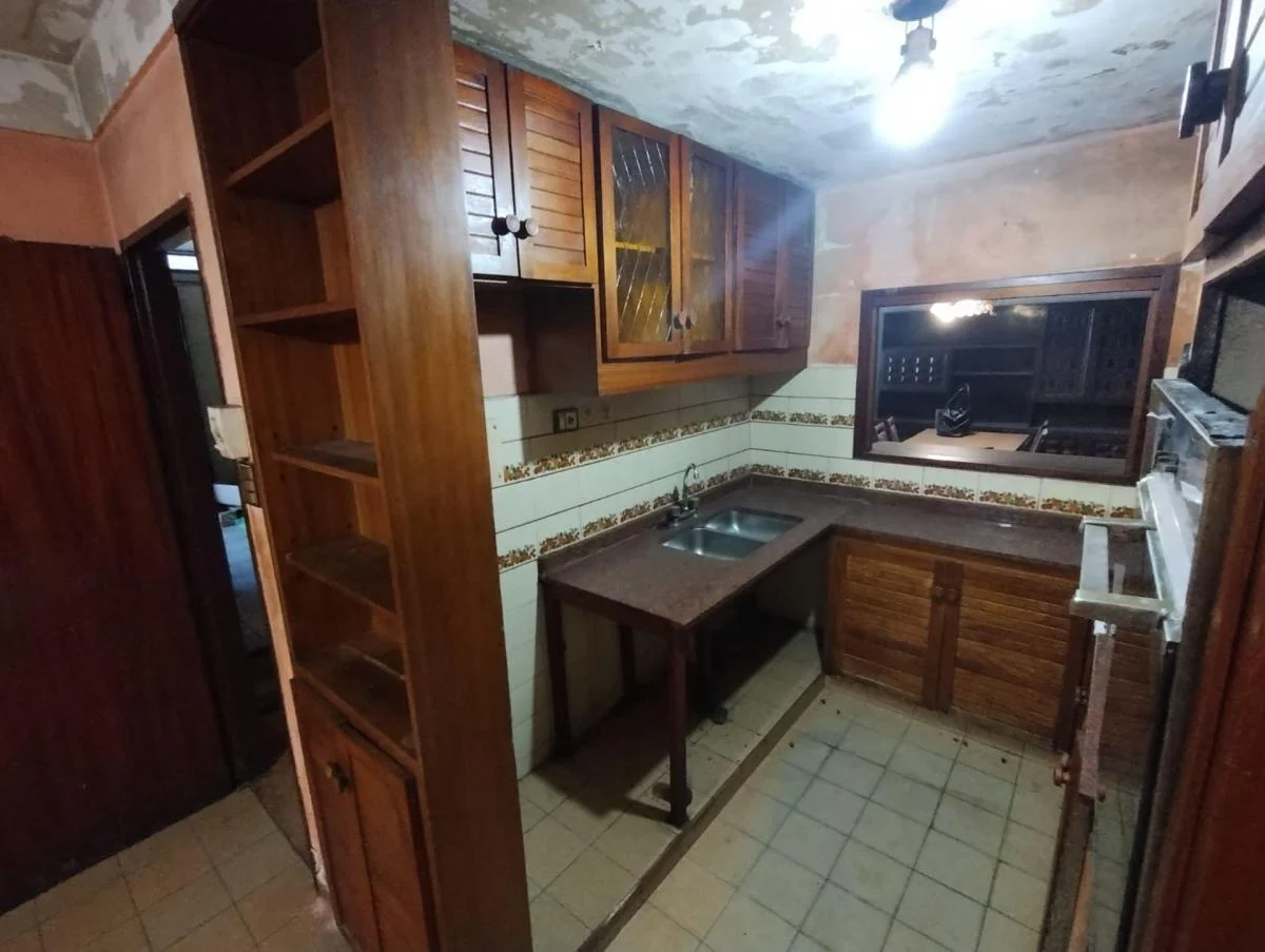 Venta, Hermoso Chalet a Refaccionar 5