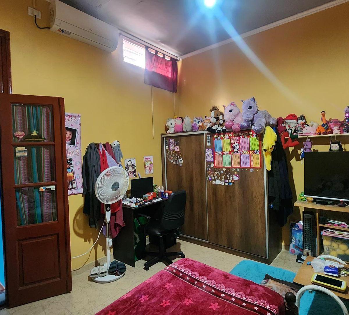 Venta Casa Reciclada a Nueva, Pompeya, 4 Amb. Lote 3