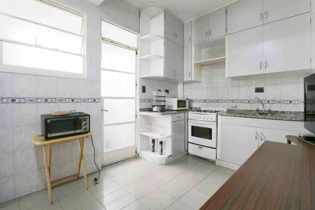Venta departamento 3 Amb c/balcón frente Caballito 4