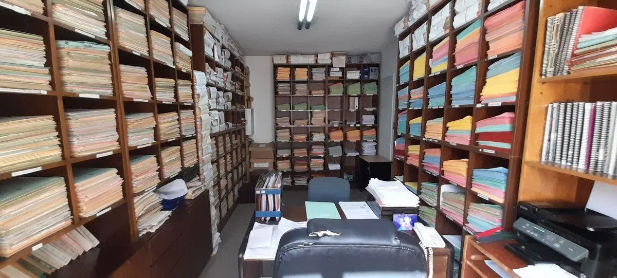 VENTA DE OFICINA 3 AMBIENTES CON BAÑO TRIBUNALES 2