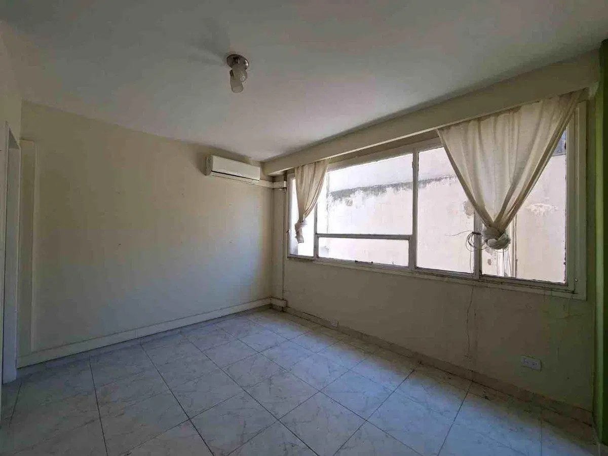 VENTA OFICINA 2 AMB. CON BAÑO Y BAULERA TRIBUNALES 3