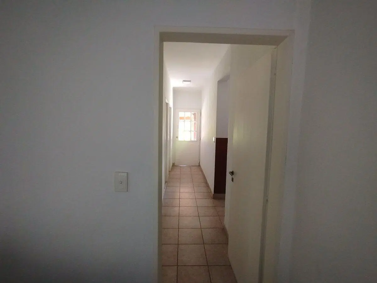 CASA EN VENTA CLUB DE CAMPO PILAR DEL LAGO 5 DORM. 5