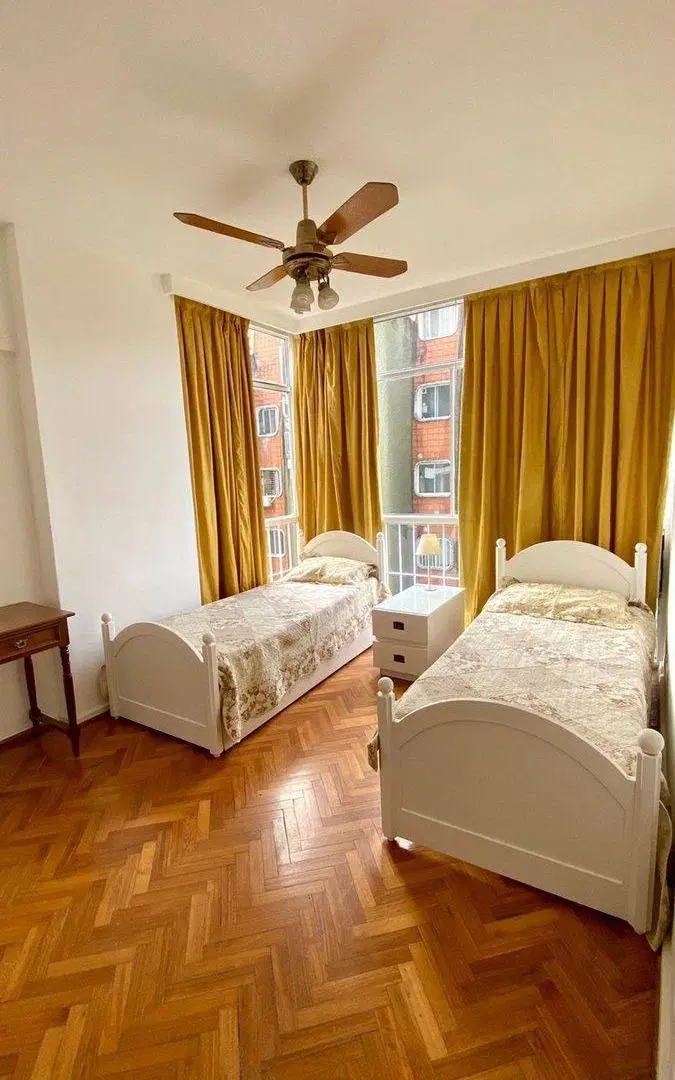 VENTA 4 AMBIENTES CON DEPENDENCIA . PALERMO. LUZ!! 5