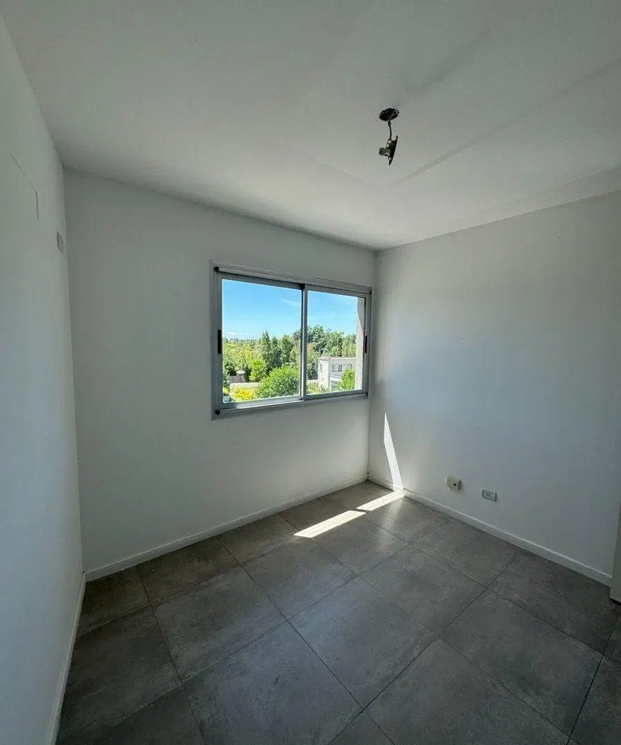 ALQUILER DEPARTAMENTO 4 AMBIENTES EN LAGOON PILAR 8