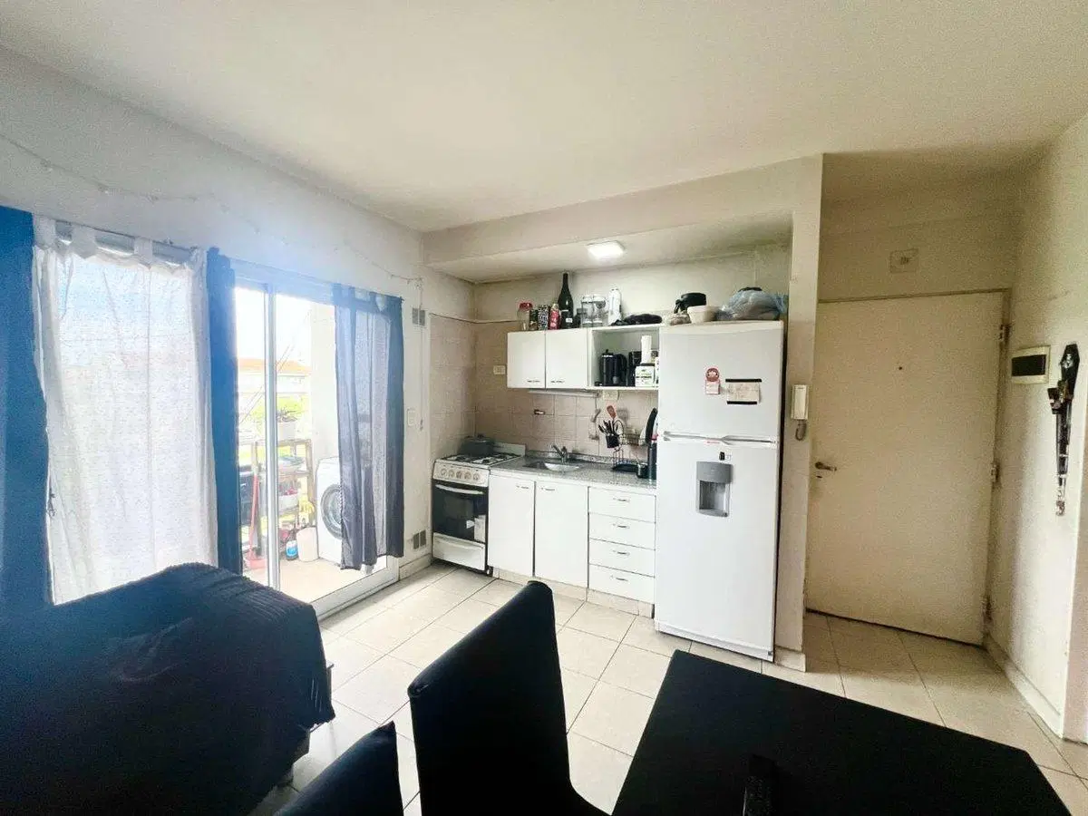 Venta Departamento 2 Ambientes s/expensaCdad Evita 4