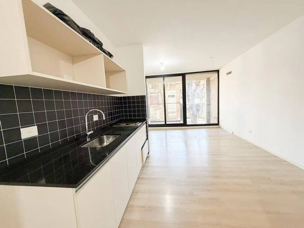 DEPARTAMENTO EN VENTA EN PARQUE CHAS 4