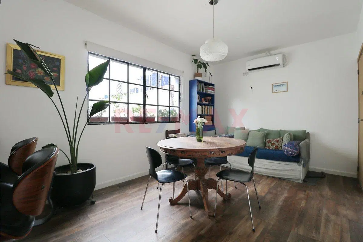 Venta depto 2 amb. Chacarita, todo luz, reciclado 2