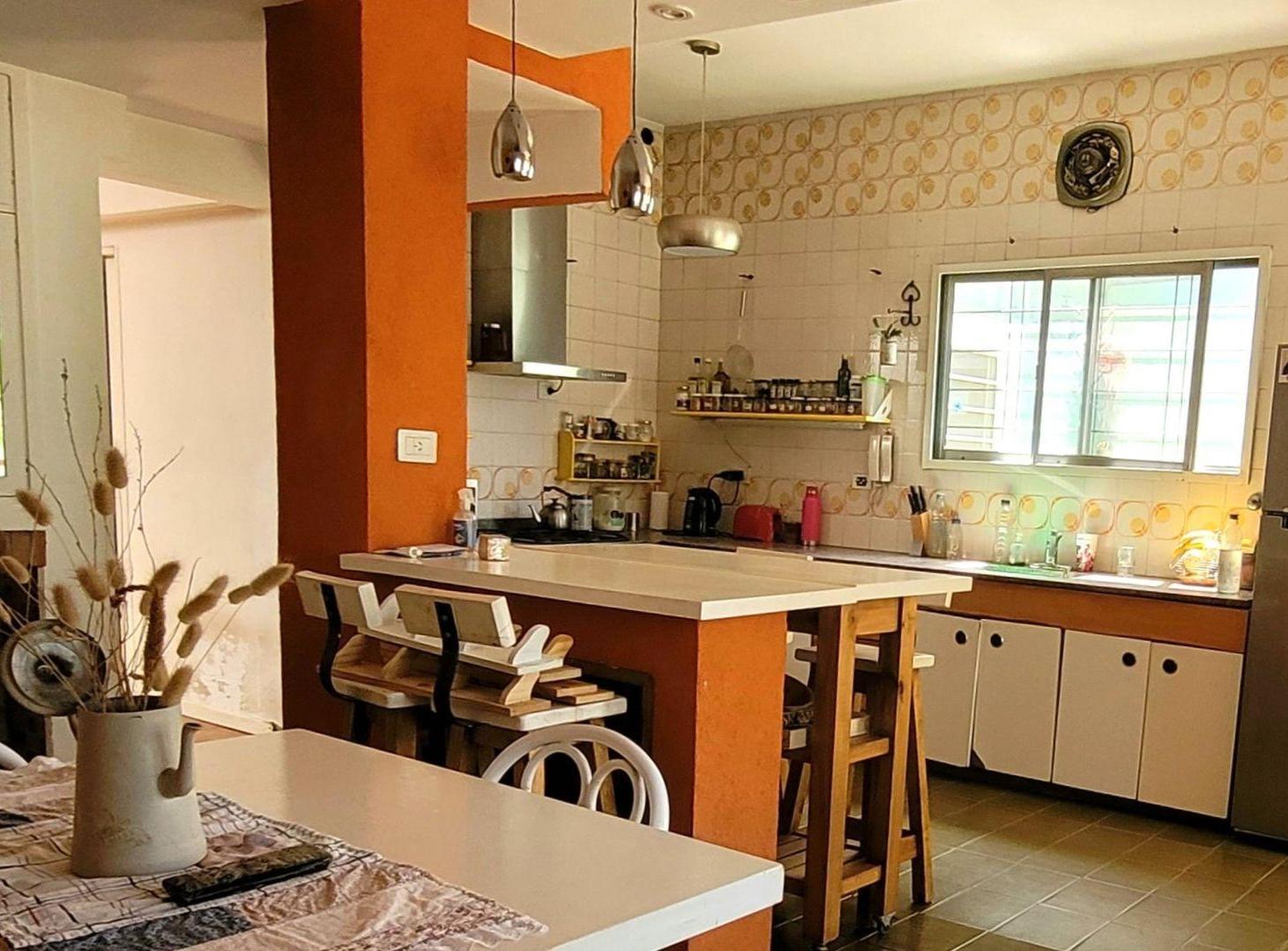 VENTA CASA 4 AMBIENTES EN TEMPERLEY