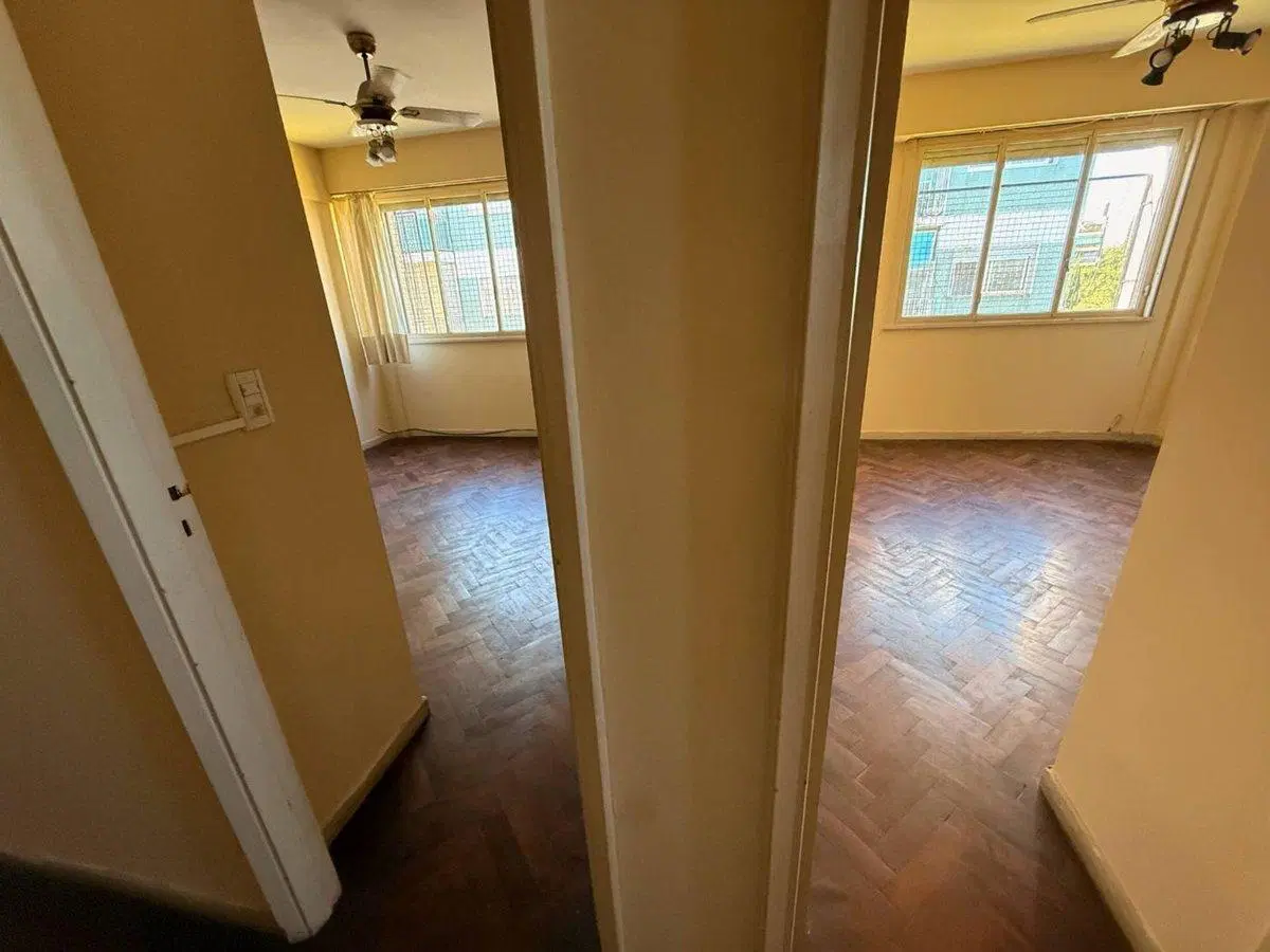 VENTA DEPTO 3 AMBIENTES CON BALCON FRENTE FLORESTA 5