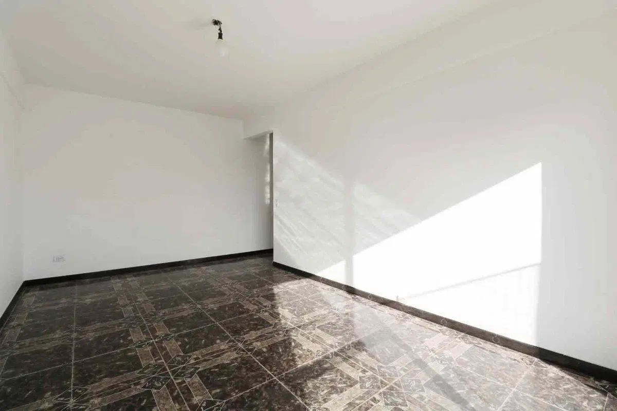 Venta dep. 3 amb Almagro, c/balc y coch. c/renta 3