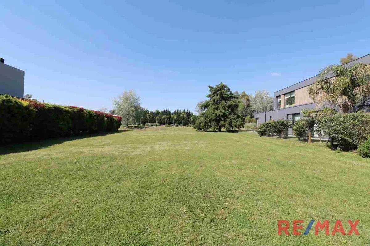 Venta Lote Terralagos, barrio House fondo a lago. 4
