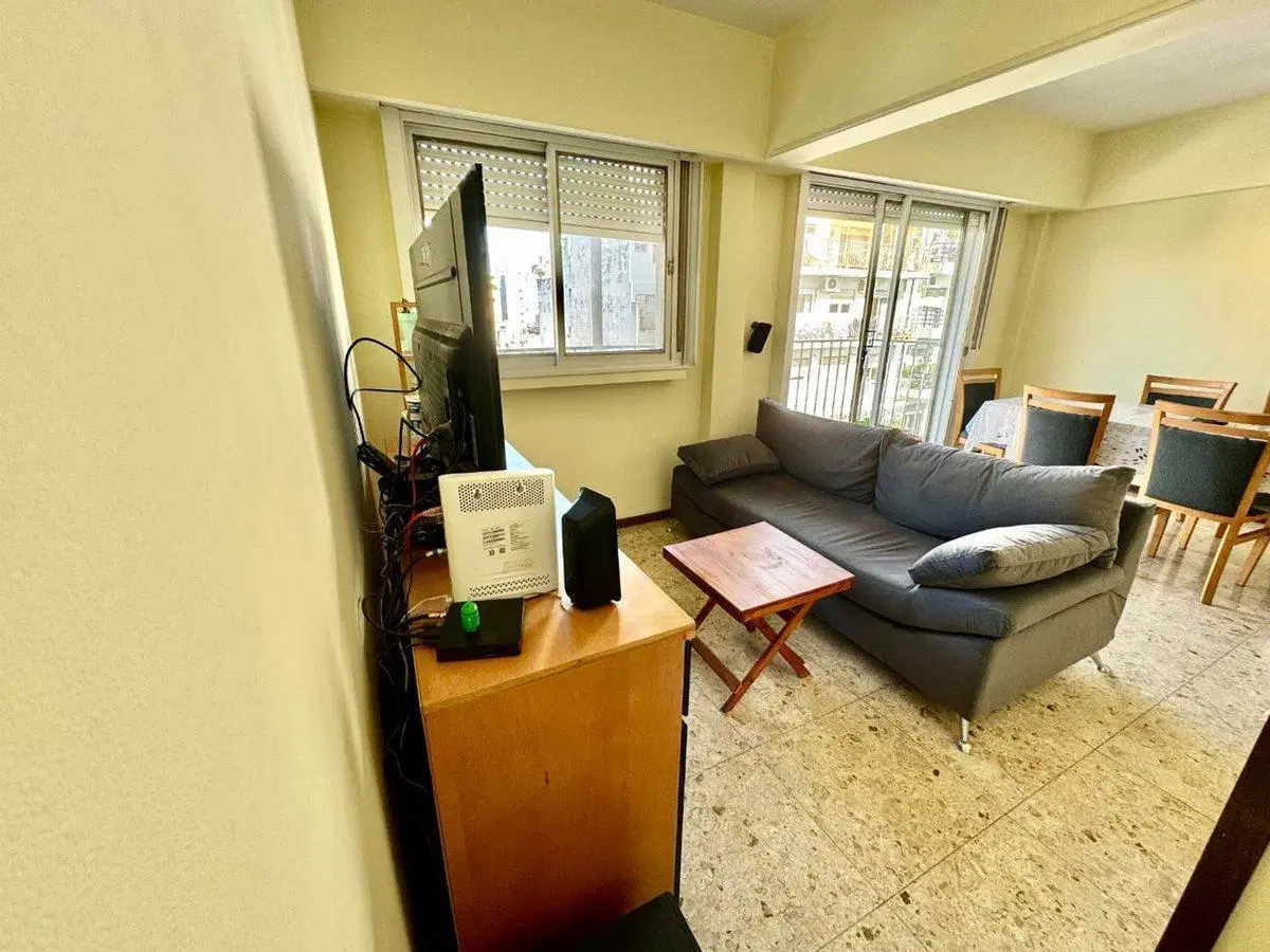 Venta Almagro Depto 4 Amb + Balcon, todo luz 2