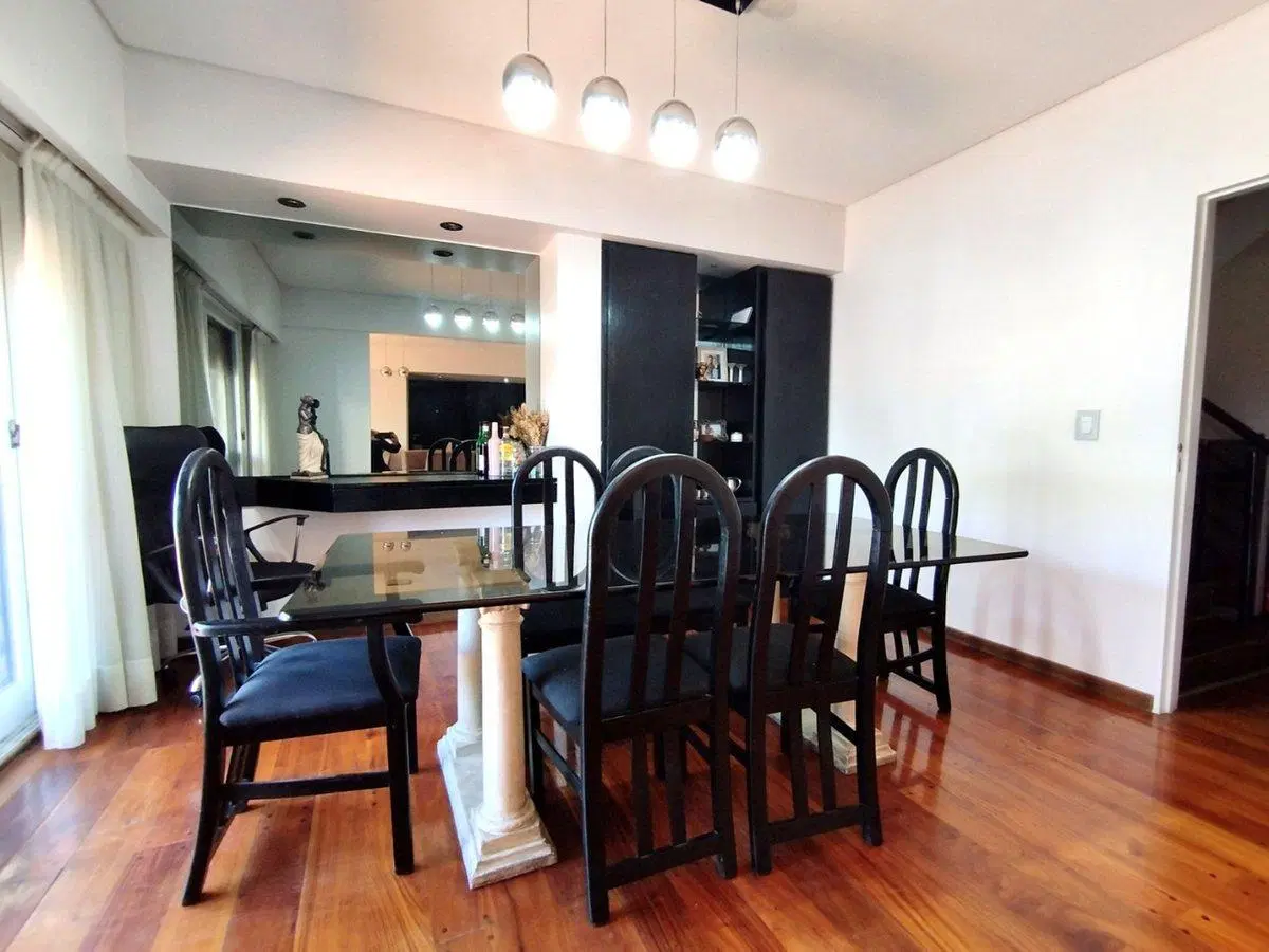 VENTA DEPTO CAT. 4 AMB + DEP + ESCR. + 2 COCHERAS. 3