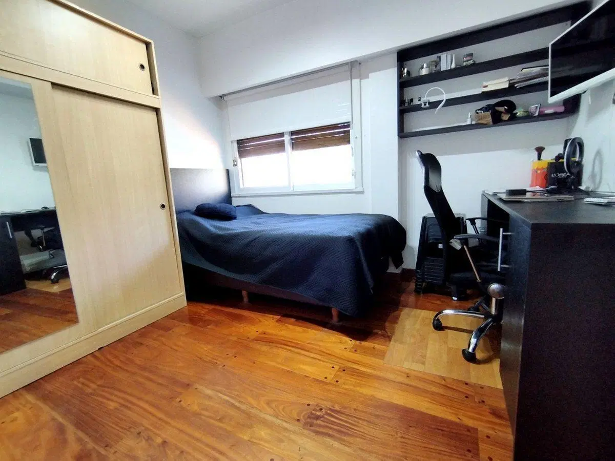 VENTA DEPTO CAT. 4 AMB + DEP + ESCR. + 2 COCHERAS. 2